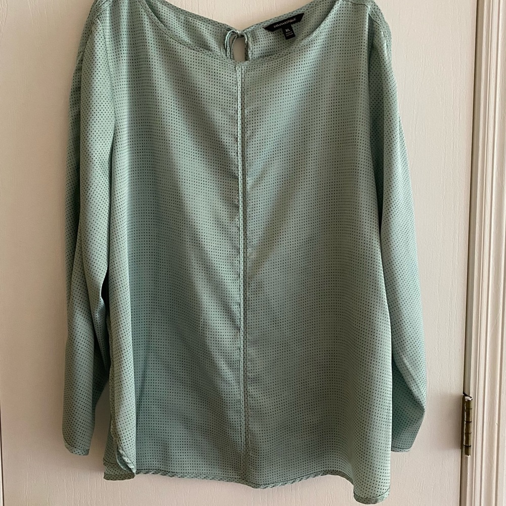 Banana Republic mint/gray dots satin tunic XL